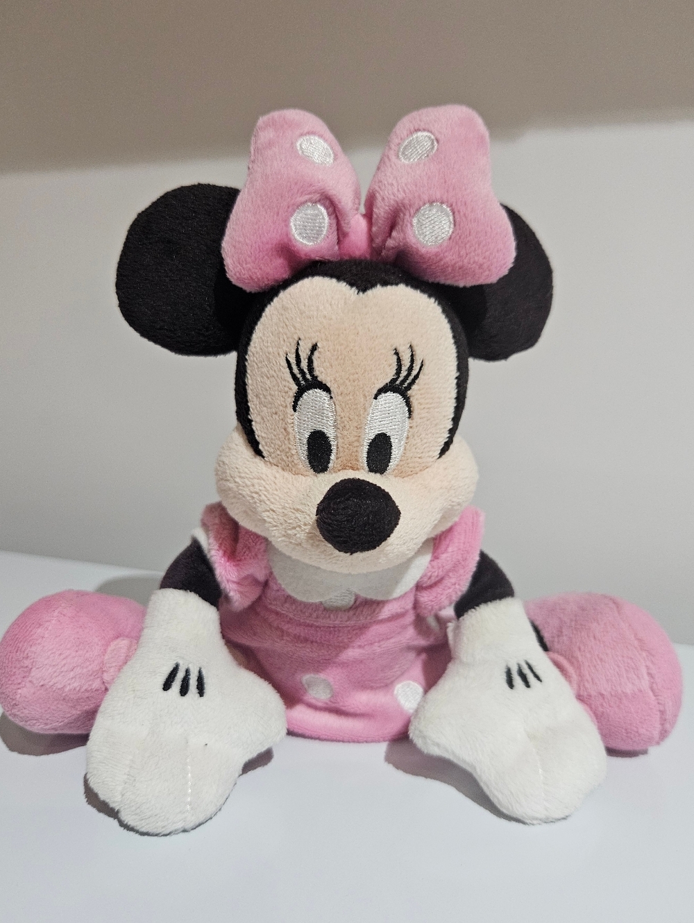 Minnie Mouse Plush 6.5"